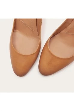 Balagan Almond Pumps Brown