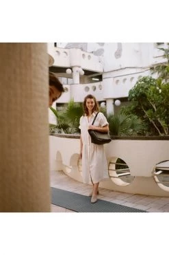 Balagan Schoudertassen Shoulder Bags Black 13 Balagan Schoudertassen Shoulder Bags Black -Balagan Winkel 19bea349c1457d958f594c2867b555f9