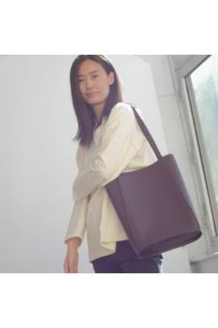 Balagan Schoudertassen Shoulder Bags Brown -Balagan Winkel 318fd5aad0d7f2387503bcb8a6679e3f