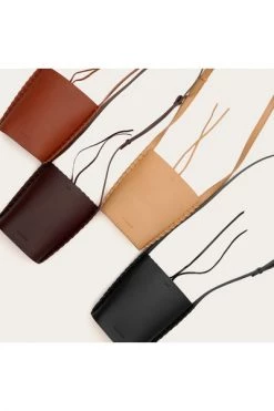 Balagan Schoudertassen Shoulder Bags Brown -Balagan Winkel 42e4a6c4002546963c46d918ec1e1bf2