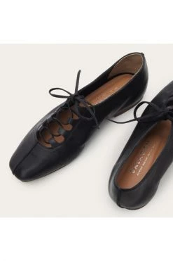 Balagan Ballerina's Roma Ballerina Shoes Black