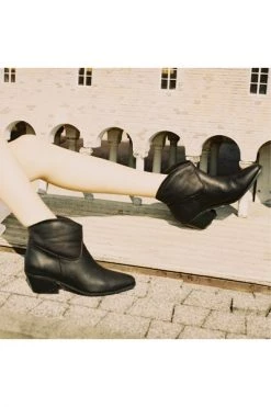 Balagan Cowboylaarzen Cowboy Boots Black -Balagan Winkel 51070f0a6961ff77ee94b2abc920c2b3