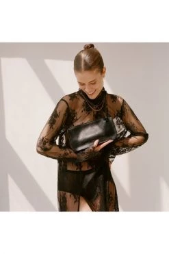 Balagan Schoudertassen Suzanne Are Purse Black -Balagan Winkel 572f8116d3b6c1fd4d4f4fb505ed20df