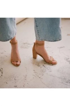 Balagan Sandalen High Heel Sandals Beige -Balagan Winkel 5d31ab3bc8382caab0d6c6da4bfed6ce