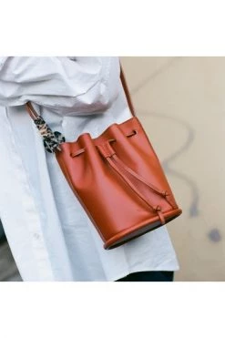 Balagan Schoudertassen Shoulder Bags Brown 11 Balagan Schoudertassen Shoulder Bags Brown -Balagan Winkel 8d78a231c3408a7c823d49572ca9d171