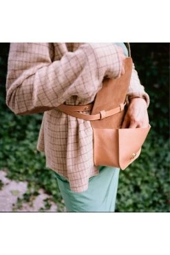 Balagan Schoudertassen Cross Body Bags Beige -Balagan Winkel b37bdad2c0039c545751b2ff1bde7f58