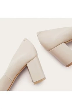 Balagan Pumps Beige -Balagan Winkel be207f87fe9f0e89626186892c645777