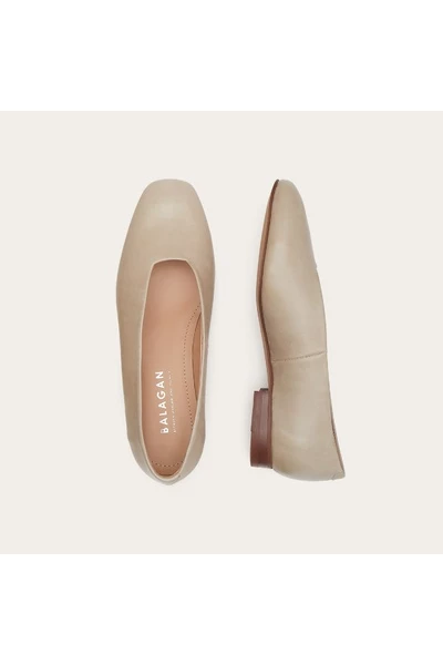 Balagan Ballerina's Ballerinas Gray 3 Balagan Ballerina's Ballerinas Gray