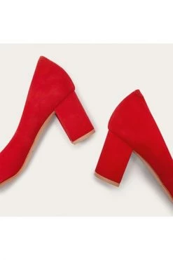 Balagan Pumps Almond Red