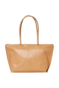 Balagan Shoppers Fell Beige