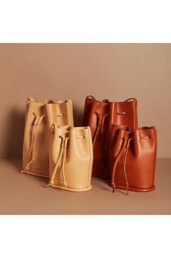 Balagan Schoudertassen Shoulder Bags Brown 10 Balagan Schoudertassen Shoulder Bags Brown -Balagan Winkel e163b01cd21adc07e5dfd630e2f91fa2