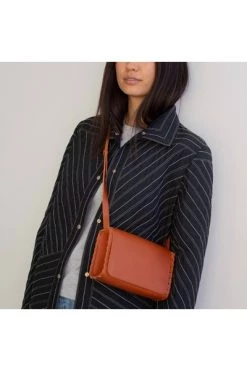 Balagan Schoudertassen Shoulder Bags Brown -Balagan Winkel f9e8b3aec373a26d446aff47b4e67998